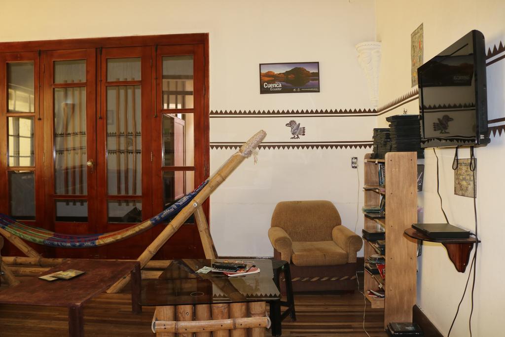 Hostal Yakumama Cuenca Bagian luar foto